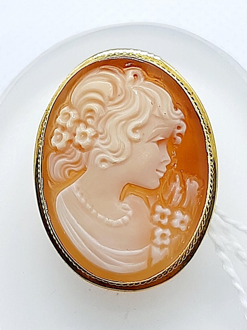 ciondolo-in-oro-272