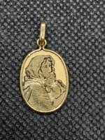 ciondolo-in-oro