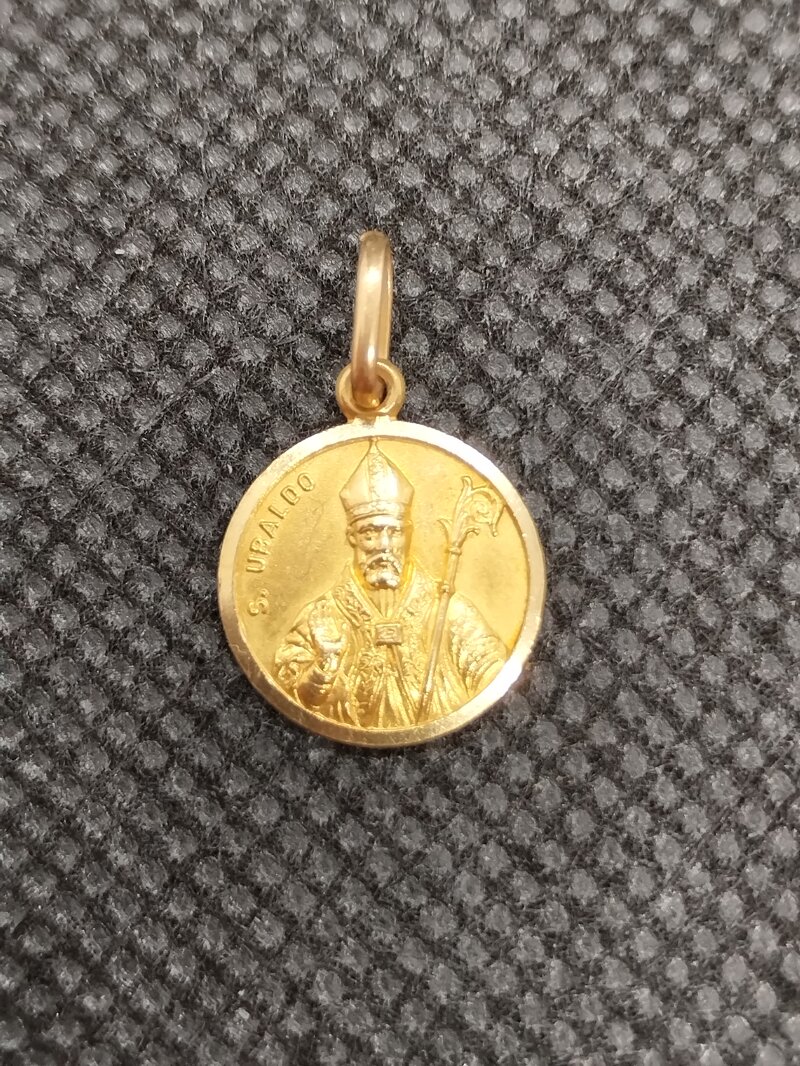ciondolo-in-oro-1547
