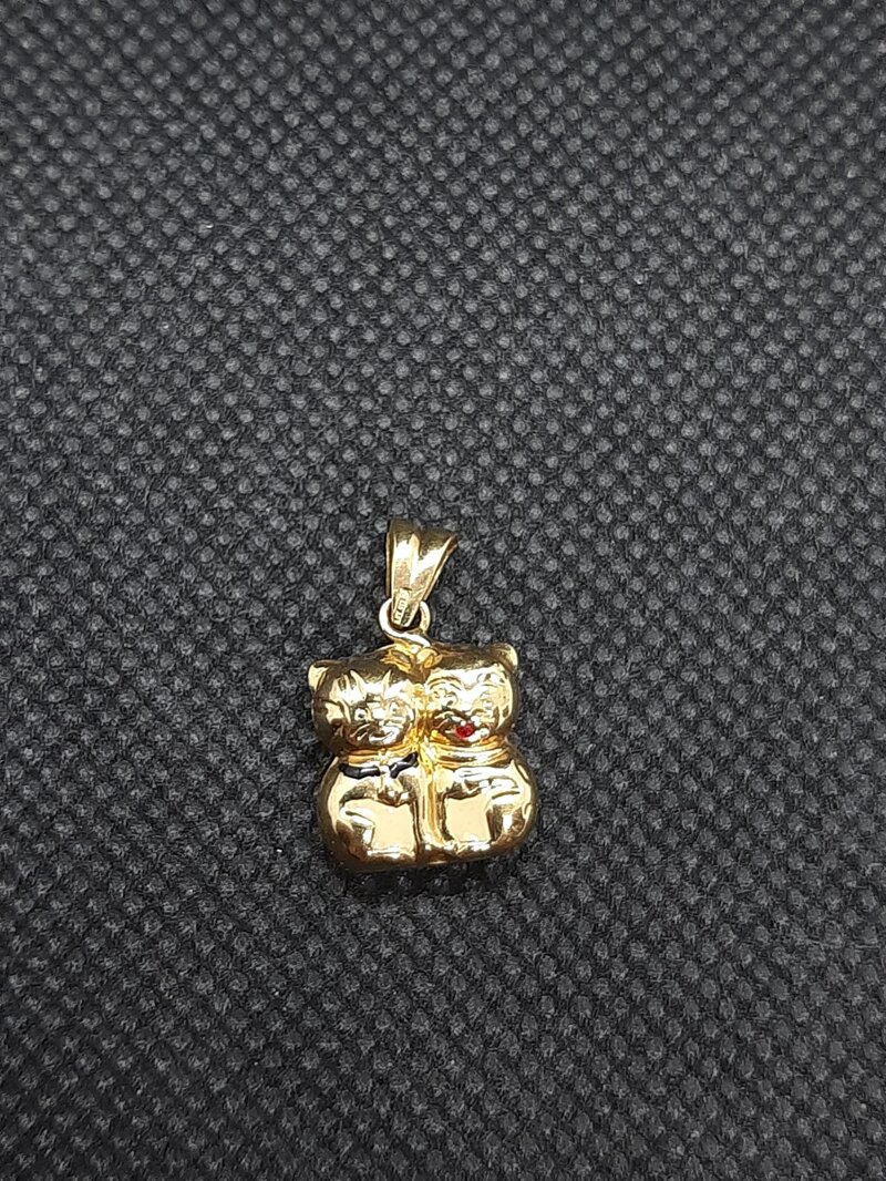 ciondolo-in-oro