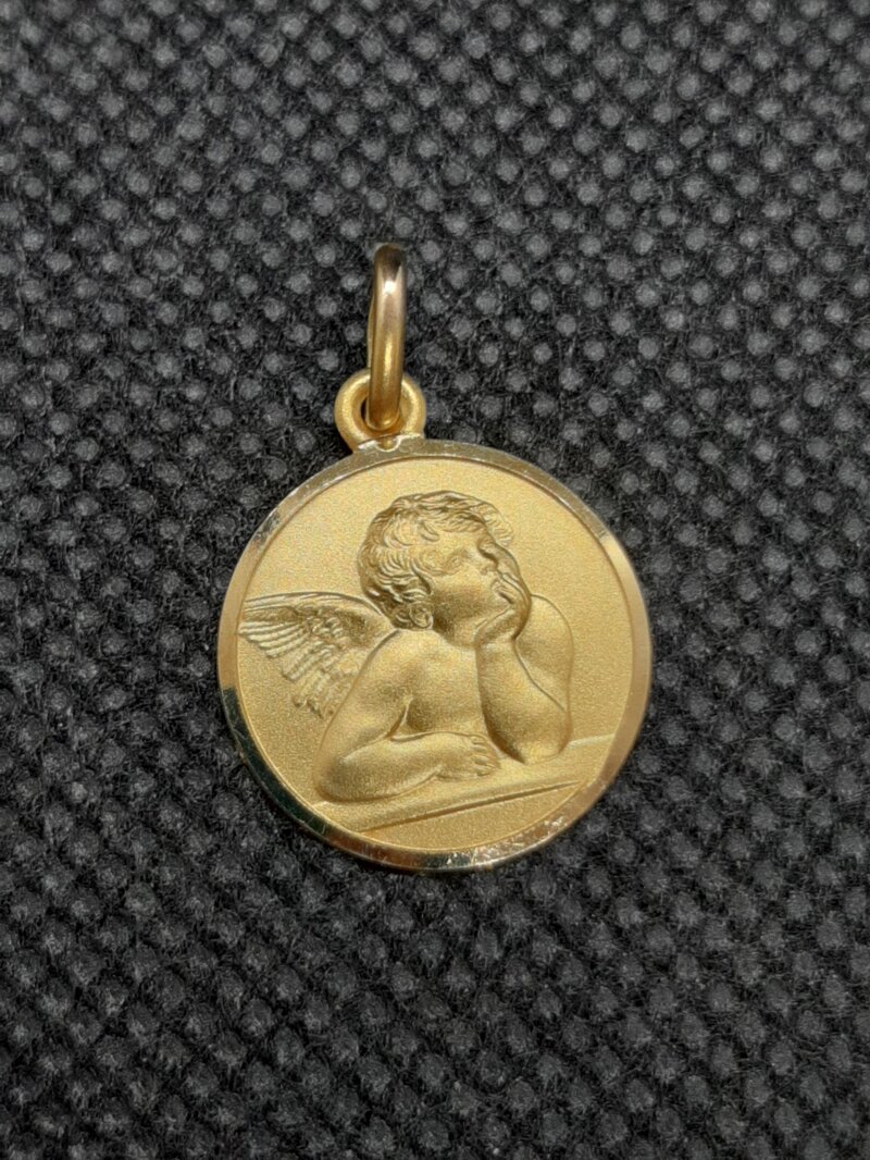 ciondolo-in-oro
