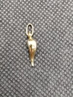 ciondolo-in-oro-1901