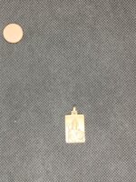 ciondolo-in-oro