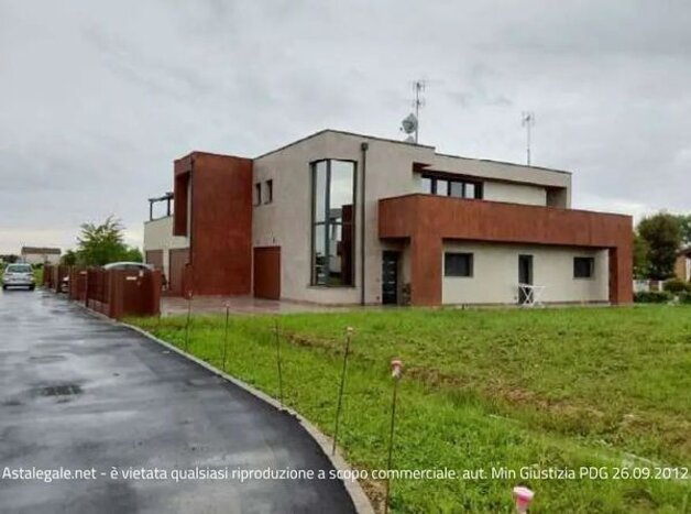 b02aaf48-3530-47af-8542-08745944d2d3