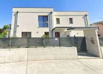 screenshot_16-3-2026_102555_www.idealista.it.jpeg screenshot_16-3-2026_102555_www.idealista.it.jpeg