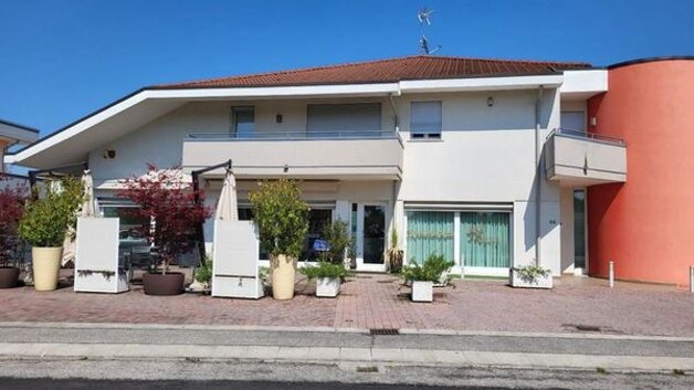 d613c109-6387-4a07-949b-96549fddffed