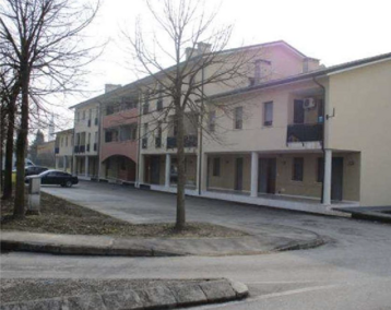 b70dbc82-acd1-41e6-9f28-c986b5c5b6ff