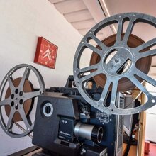 Sala rossa, proiettore