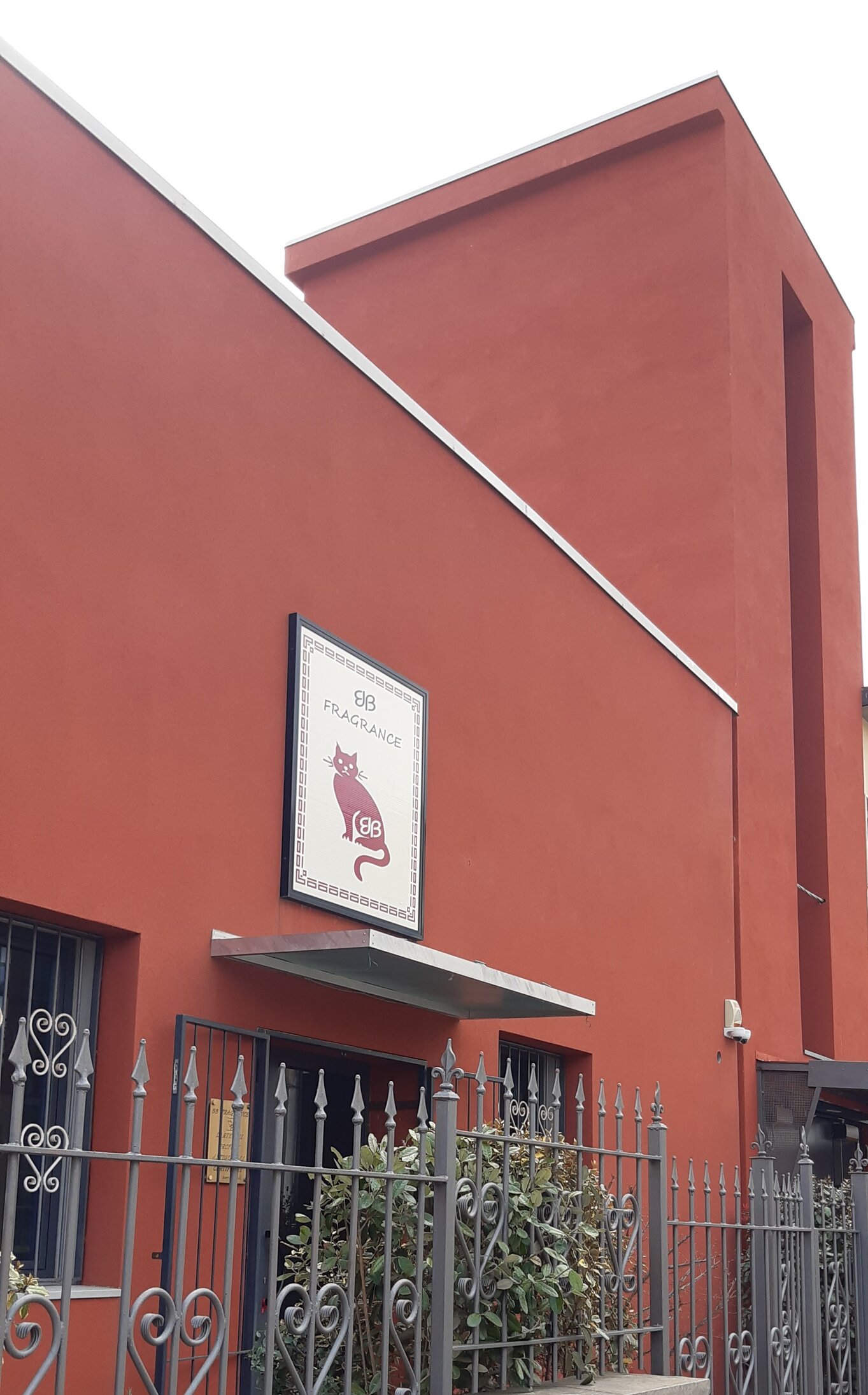 d3761500-f059-4d17-8afa-e27c5bc96347