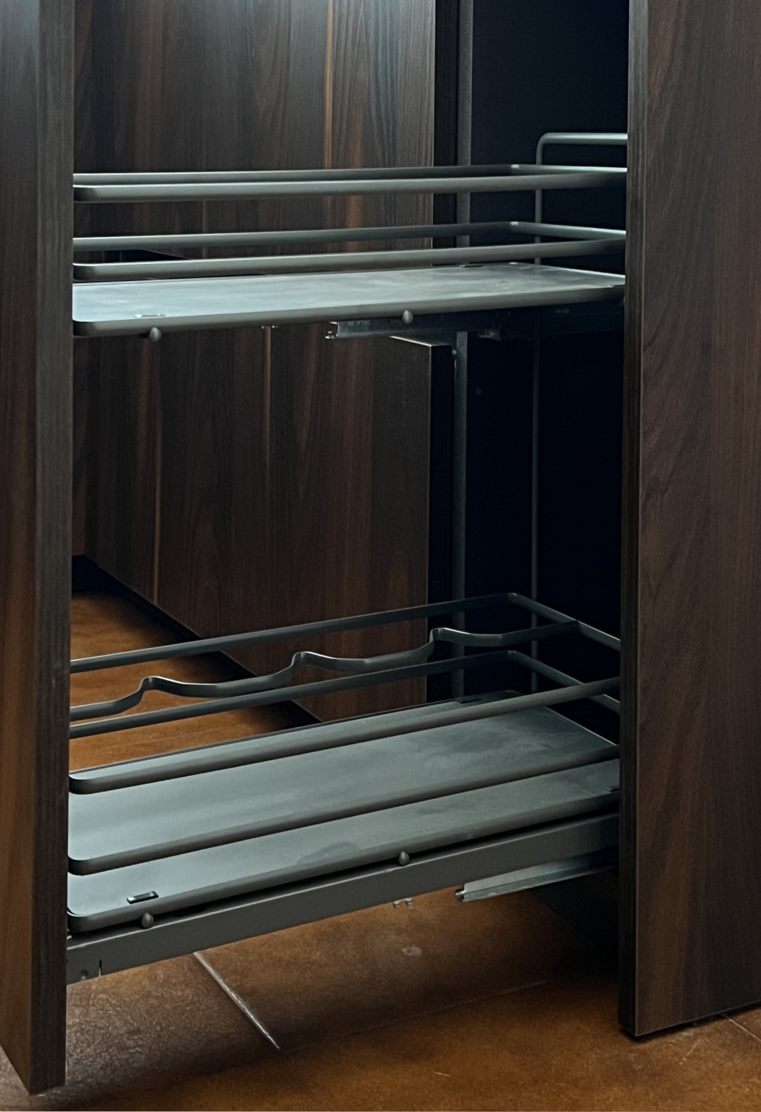 Detail of the Floritelli + Dekton kitchen 1