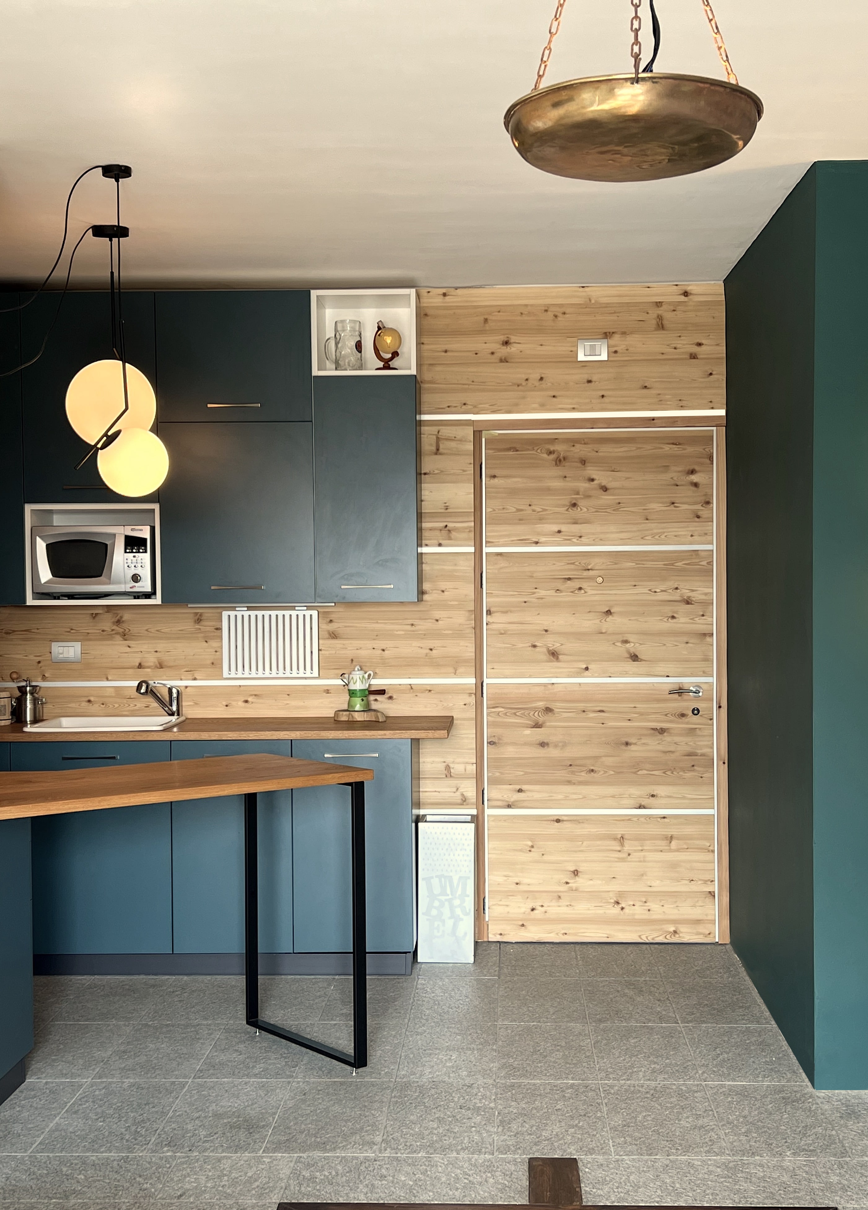 Small apartment comparison board 1