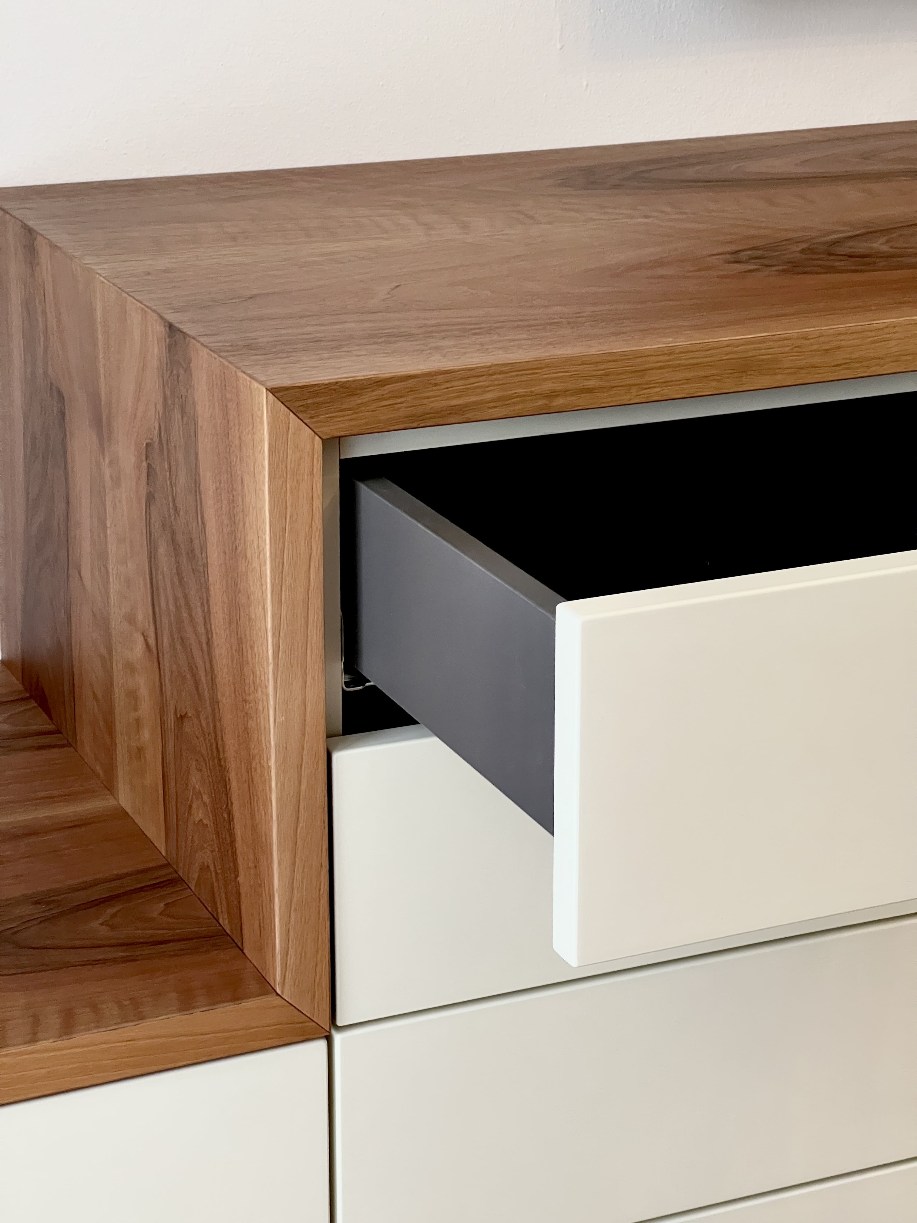 Walnut Desk — product view 03