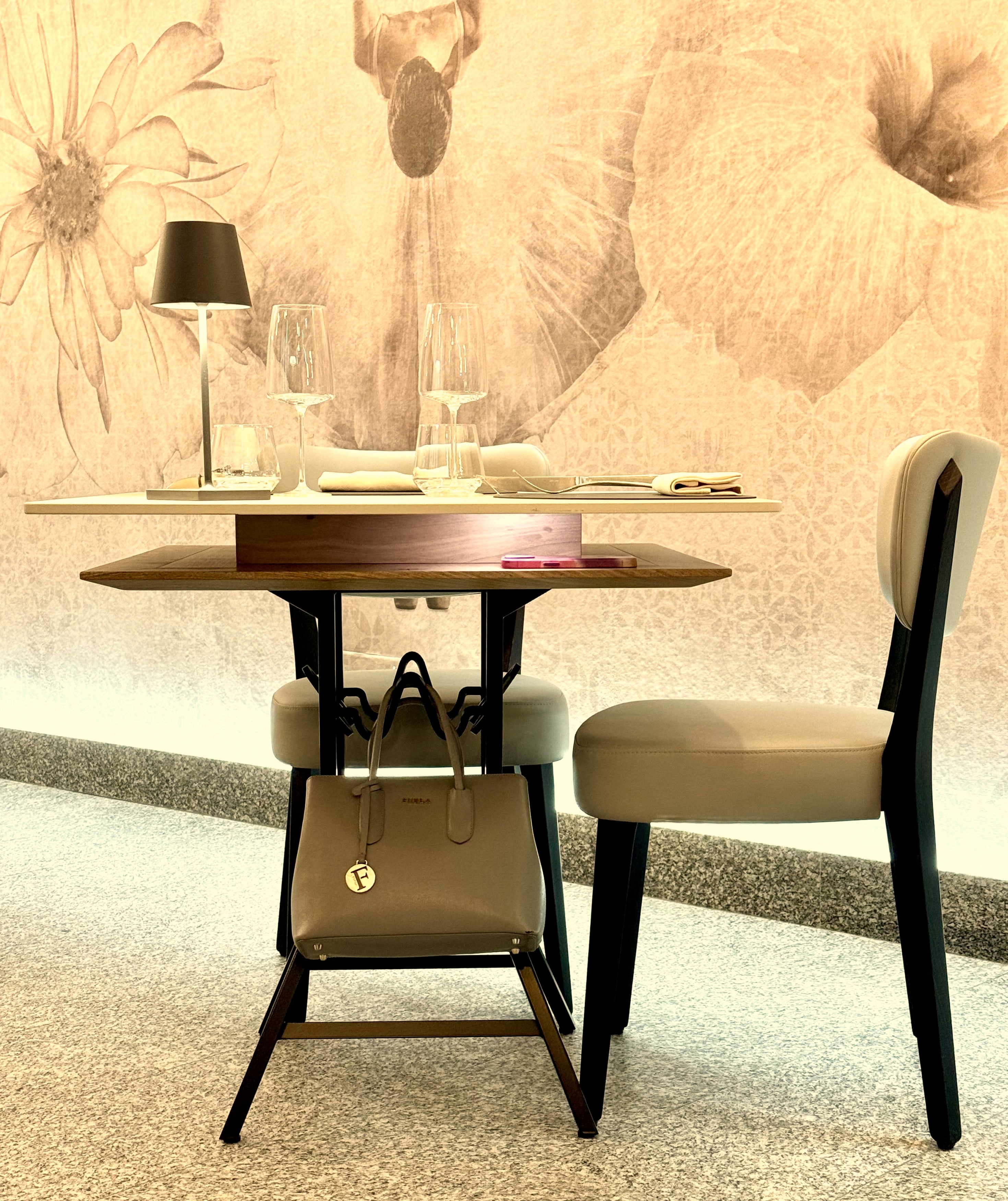 MAD Galateo Table — product view 08