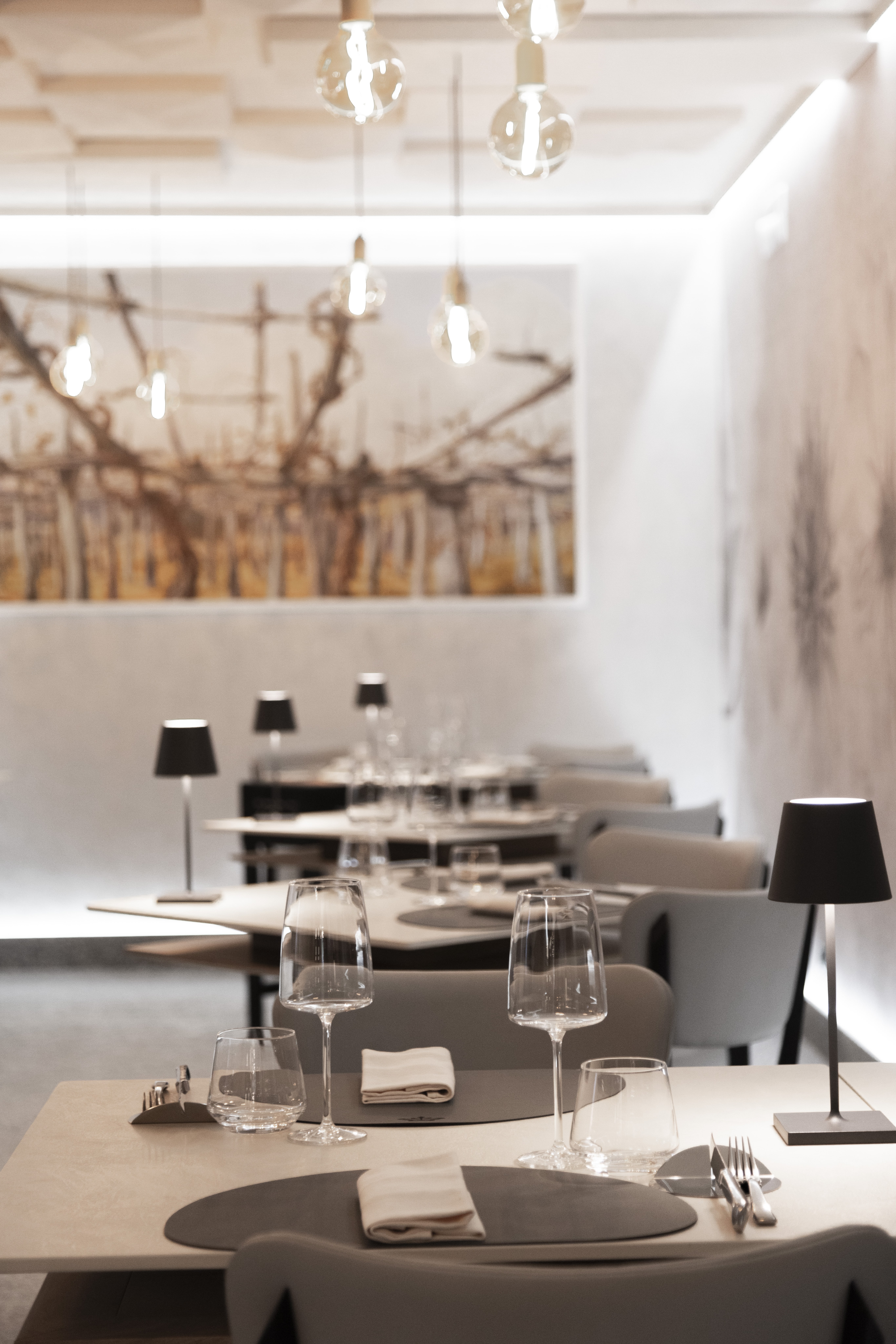 MAD Galateo Table — product view 07