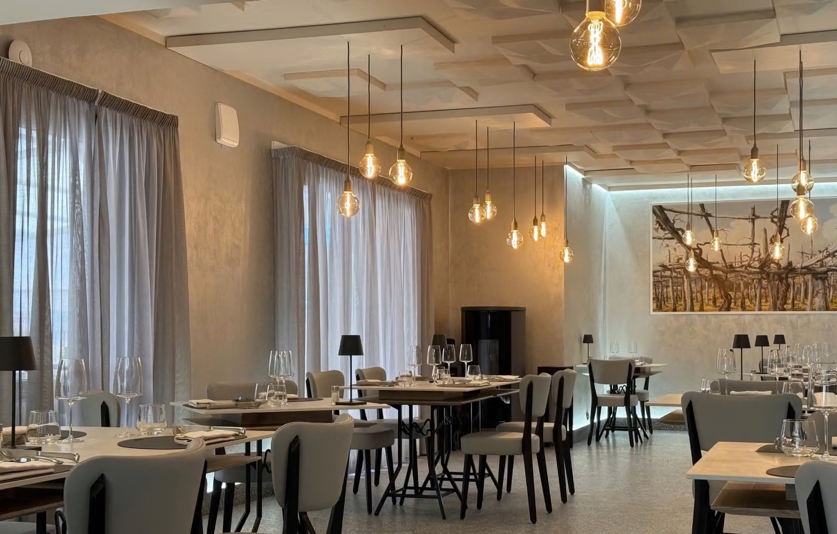 Marconi dining room after refurbishment