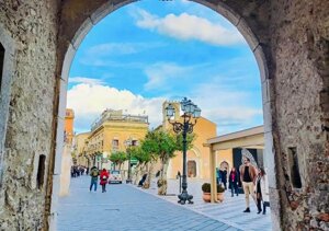 around-taormina1-taormina-center - fragranzadisicilia