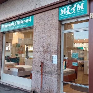 Ristrutturazione negozio a Torino