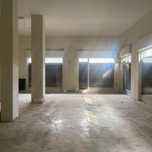 Ristrutturazione negozio a Torino
