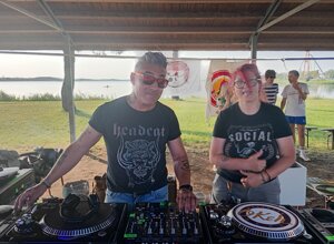 black%20and%20white%20dark%20and%20trendy%20vintage%20halloween%20event%20poster%20(1)