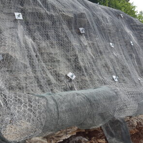 Messa in sicurezza parete rocciosa a Chiampo (VI)
