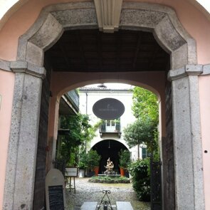 Cortile Via Cattaneo Varese Restauro e adeguamento tecnologico Cortile Via Cattaneo Varese Restauro e adeguamento tecnologico