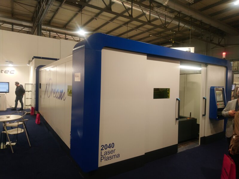 Cabina per macchinario taglio laser