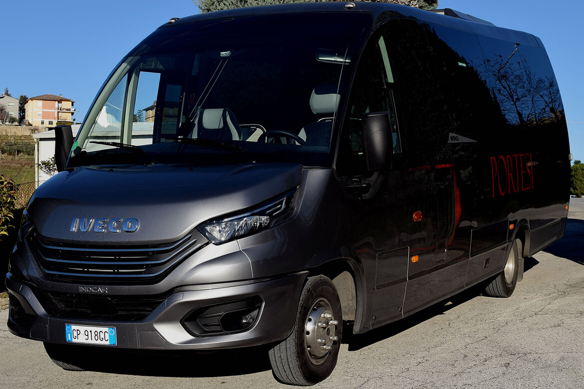 Minibus Turistico da noleggio con conducente Minibus Turistico da noleggio con conducente