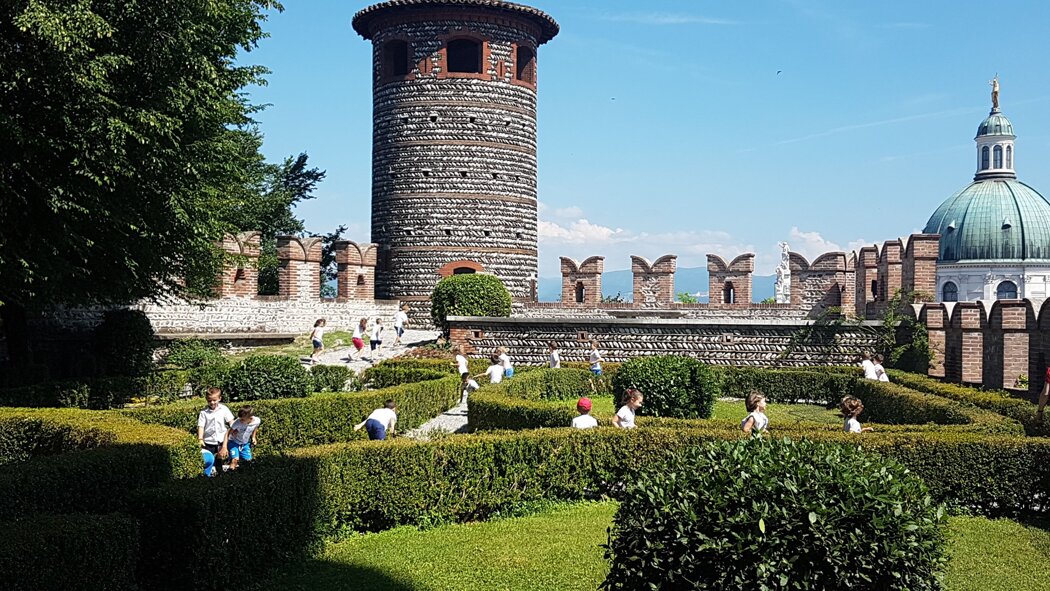 06a6d87c-a386-4ce4-9ba4-206df3fbd66b