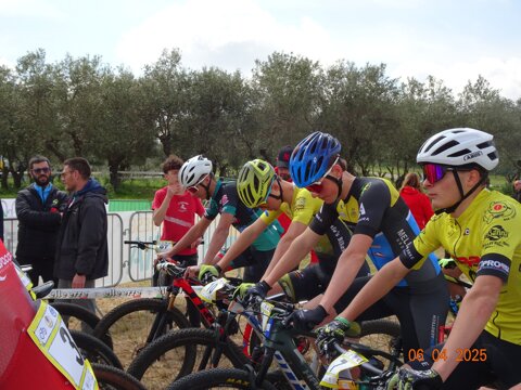 e1f3d4ec-f195-4d64-a865-451d247ab480.jpeg e1f3d4ec-f195-4d64-a865-451d247ab480.jpeg