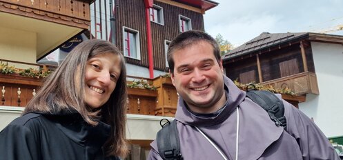 b80f60f5-f90f-41ef-955e-658f38db824a