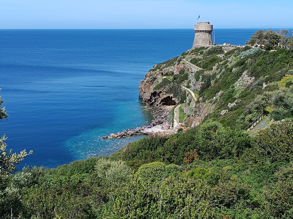 img_20240505_154012.jpeg img_20240505_154012.jpeg