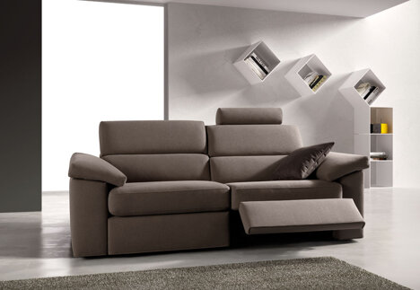 e585d970ea323f3572cf060ed4617bd6b2722018