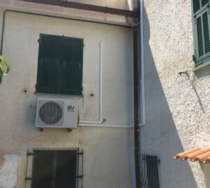 impianto dual split inverter in pompa di calore ad espansione diretta