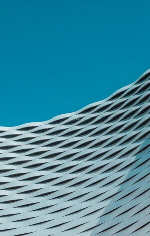 luca-bravo-srjztxsk3os-unsplash