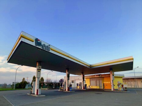 bbafd2fc-03a1-4499-ab80-08e2bcfb0e04 bbafd2fc-03a1-4499-ab80-08e2bcfb0e04