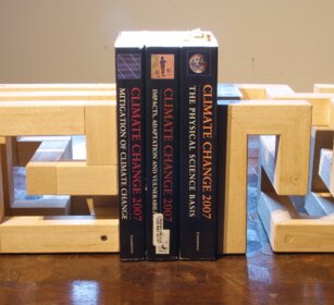 IPPC 4th ASSESSMENT REPORT 2007, Intergornmental Panel on Climate Change