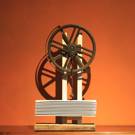 38e999b6-c92e-4e9b-b148-09c8190a2629