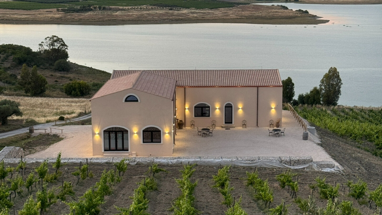 2004_85aa4d31114741841e22794f388b9196480945c9