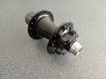 specialized-mozzo-posteriore-disc-32-fori-cassetta-shimano-10-velocita-perno-passante-12-x-142-mm