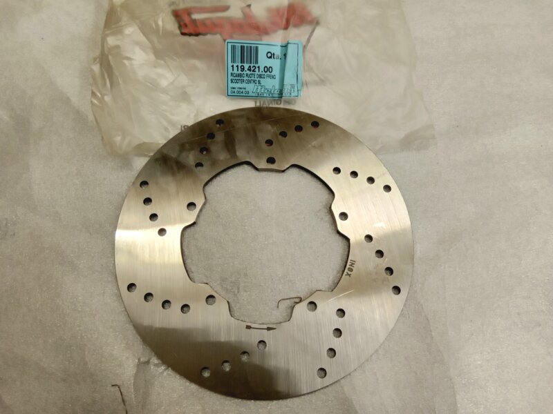 ricambi-malaguti-cod-11942100-ricambio-ruota-disco-freno-scooter-centro-sl-euro-7600