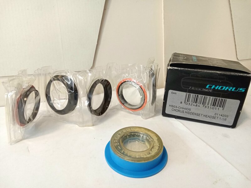 campagnolo-chorus-serie-sterzo-hiddenset-headset-118-euro-2600