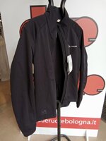 outlet-vaude-me-posta-softshell-jacket-vi-mis52l-black