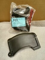 ricambi-malaguti-cod-07115003-coperchio-in-plastica-passaggio-pinza-f10