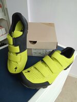 specialized-scarpa-riata-wmn-cod-611175641-n-41-powder-greenblack-promozione-euro-7000