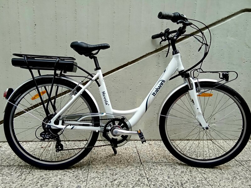 e-bike-italwin-modello-nuvola-4-ruota-26-a-partire-da-euro-1200-con-batteria-da-87-ah