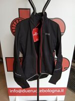 outlet-gore-c5-windstopper-thermo-jacket-blackred-mis-m