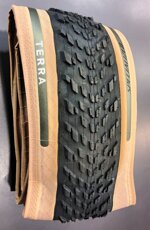 copertone-specialized-terra-tlr-tan-trail-gravel