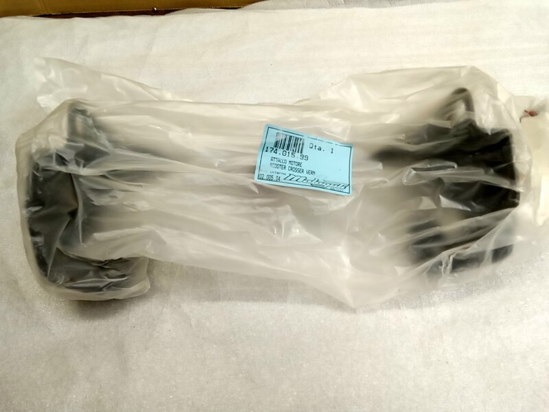 ricambi-malaguti-cod-17401599-attacco-motore-crosser-sblok-euro-4900