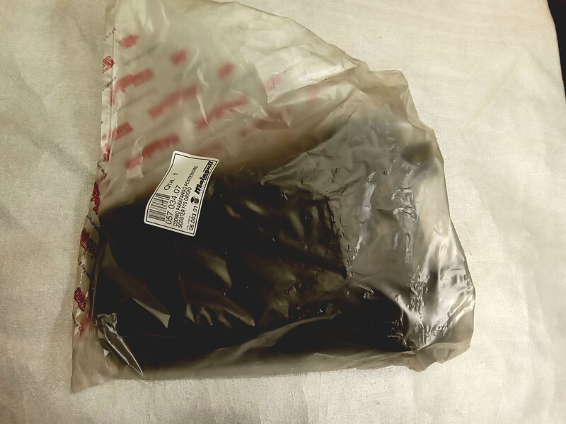 ricambi-malaguti-cod-05703407-codino-parafango-posteriore-scooter-f10-grigio-euro-3500