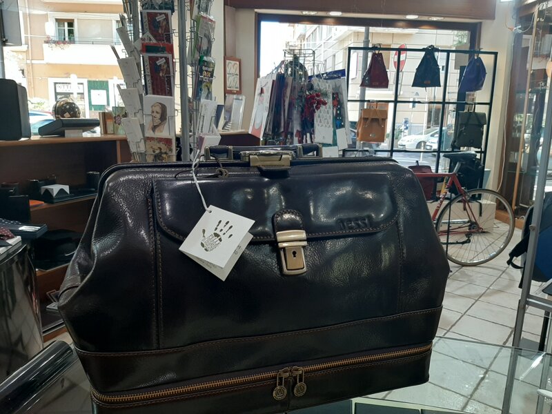 borsa-medico-0101